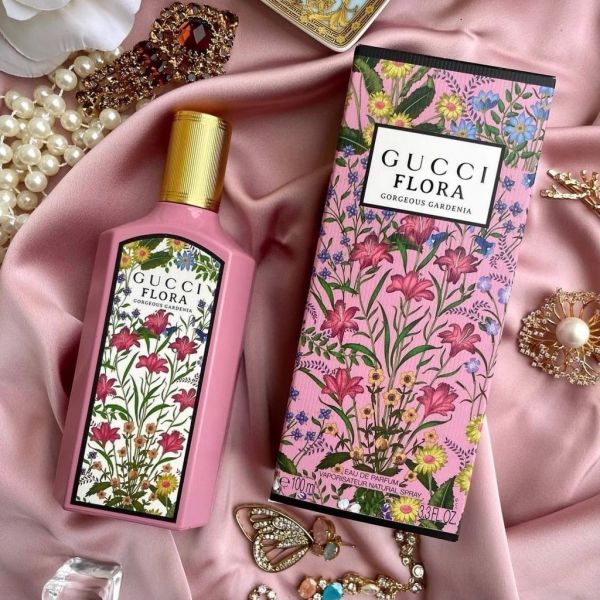 Flora gorgeous gardenia by gucci spray hot sale